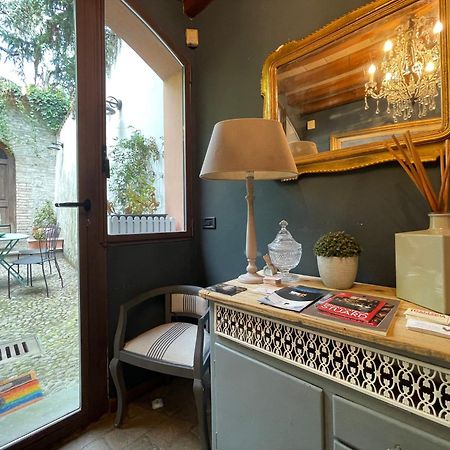 Le Camere Di Bsuites Affittacamere Parma Zewnętrze zdjęcie