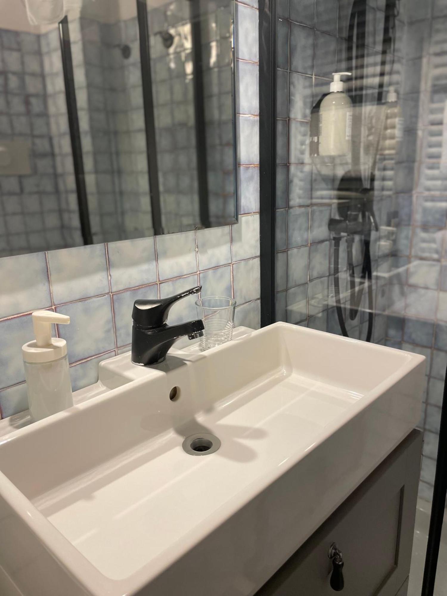 Le Camere Di Bsuites Affittacamere Parma Zewnętrze zdjęcie